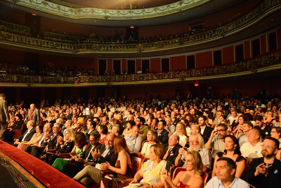 Cerimônia do Prêmio Jabuti lotou o Theatro Municipal de São Paulo | © CBL Cerimônia do Prêmio Jabuti lotou o Theatro Municipal de São Paulo | © CBL